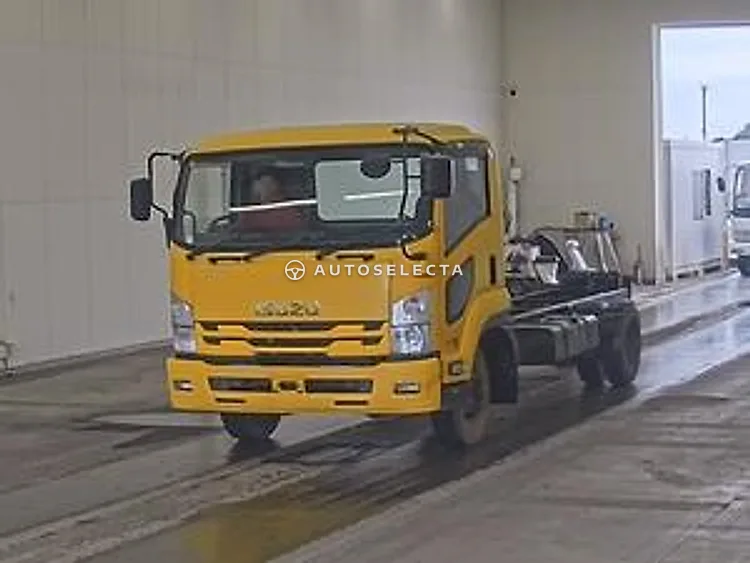 Isuzu Forward 2016, photo 1 of 1