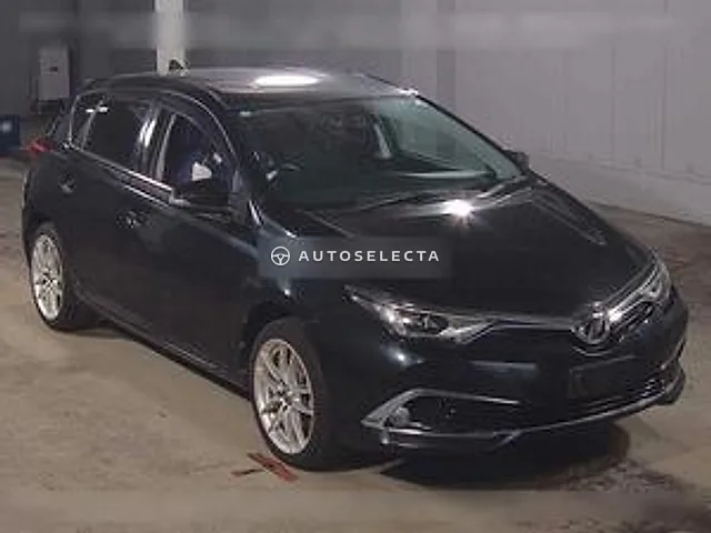Toyota Auris 2015, auction grade 3.5
