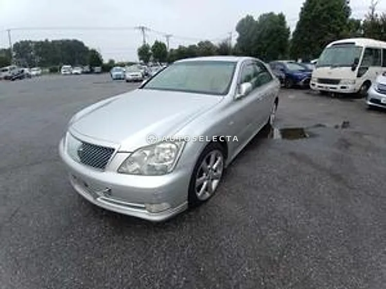 Toyota Crown 2004, photo 1 of 1