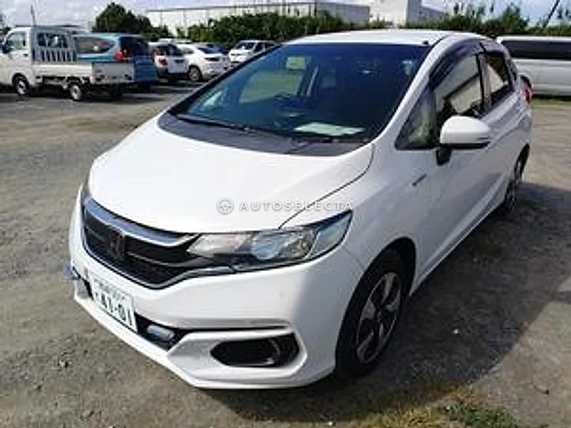 Honda Fit 2019, auction grade 4