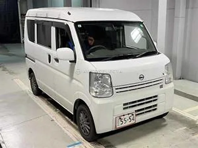 Nissan NV100 Clipper 2016, auction grade 3.5