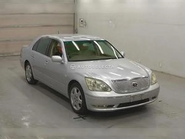 Toyota Celsior 2004, auction grade 4
