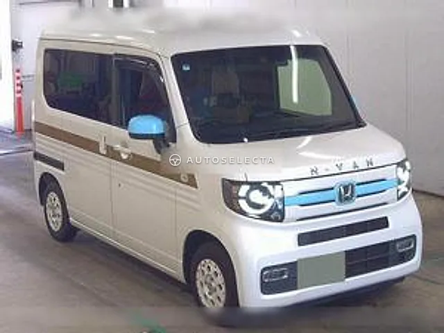 Honda N-VAN 2018, auction grade 4