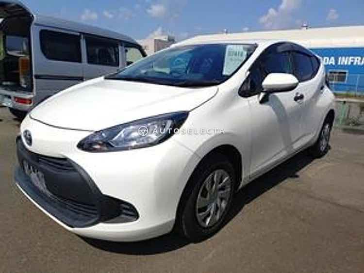 Toyota Aqua 2021, photo 1 of 1