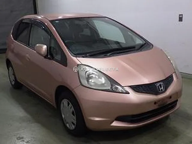 Honda Fit 2010, auction grade 3.5