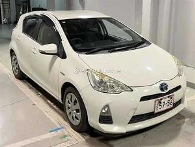 Toyota Aqua 2014, photo 1 of 1