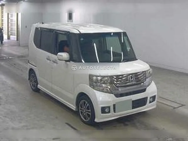 Honda N-BOX Custom 2013, auction grade 4