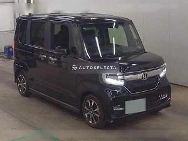 Honda N-BOX Custom 2020, auction grade 4.5