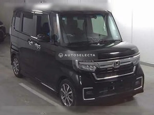 Honda N-BOX Custom 2021, auction grade 3.5