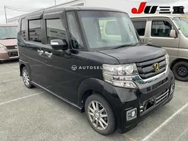 Honda N-BOX 2017, auction grade R