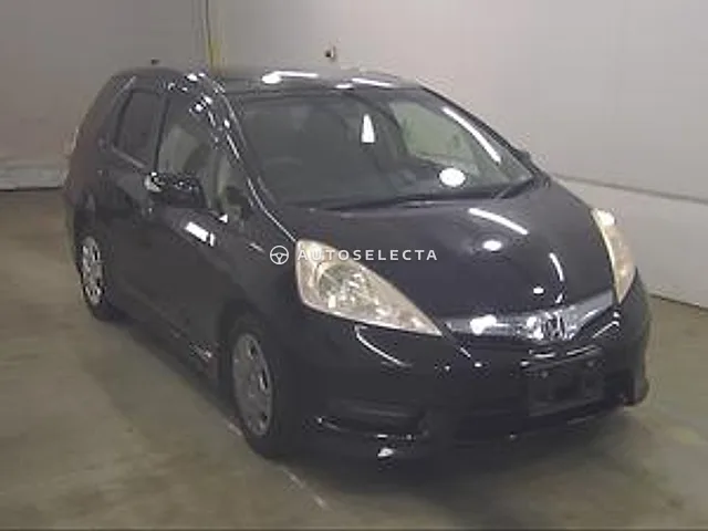 Honda Fit Shuttle 2012, auction grade 3