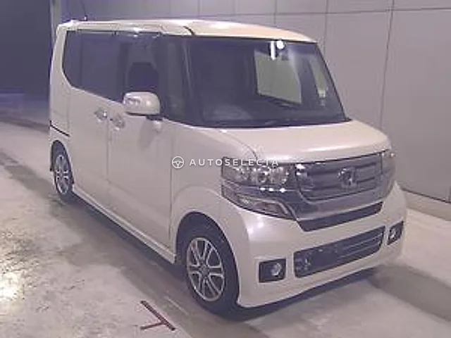 Honda N-BOX 2015, auction grade R