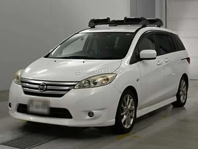 Nissan Lafesta 2011, auction grade 4.5