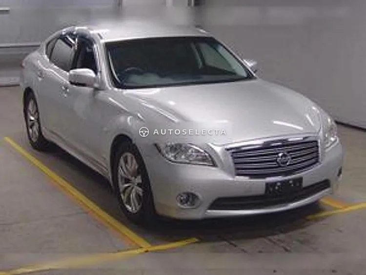 Nissan Fuga 2014, photo 1 of 1