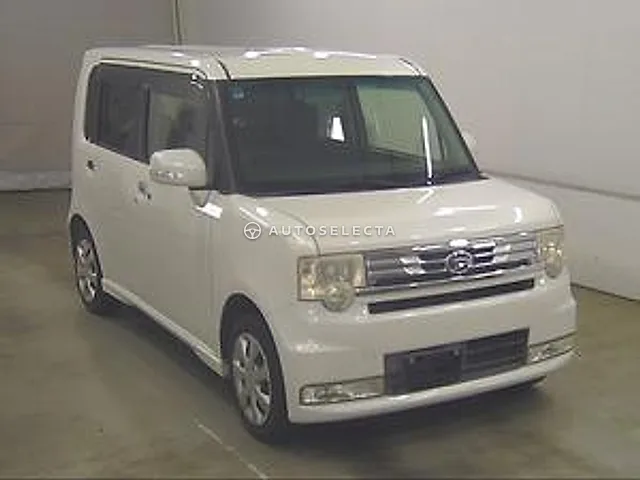 Daihatsu Move Conte 2013, auction grade 3.5