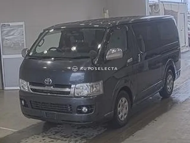 Toyota Hiace 2005, auction grade RA