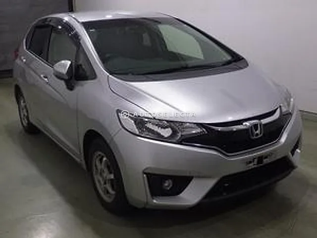 Honda Fit 2016, auction grade 2