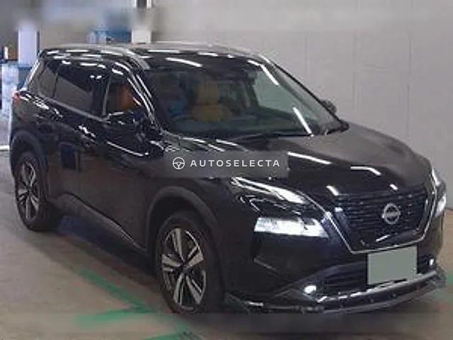 Nissan X-Trail 2024, auction grade 5