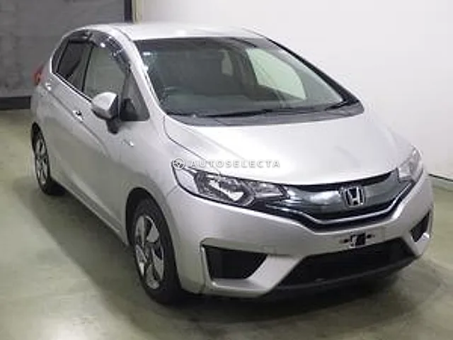 Honda Fit 2015, auction grade 3