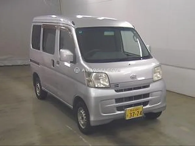 Daihatsu Hijet Cargo 2011, auction grade 3