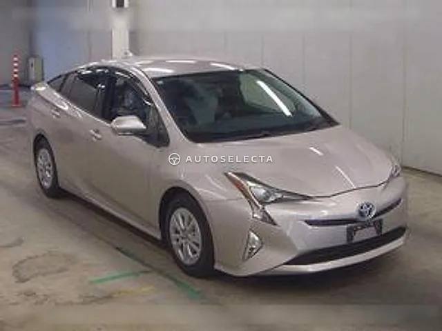 Toyota Prius 2016, auction grade 4