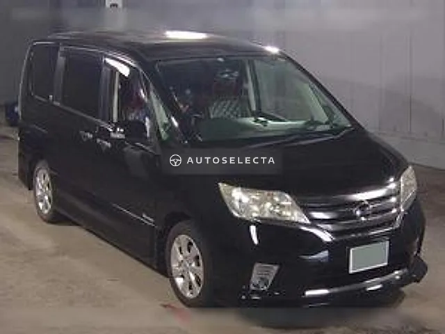 Nissan Serena 2013