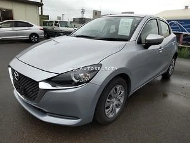 Mazda MAZDA2 2021, auction grade 4