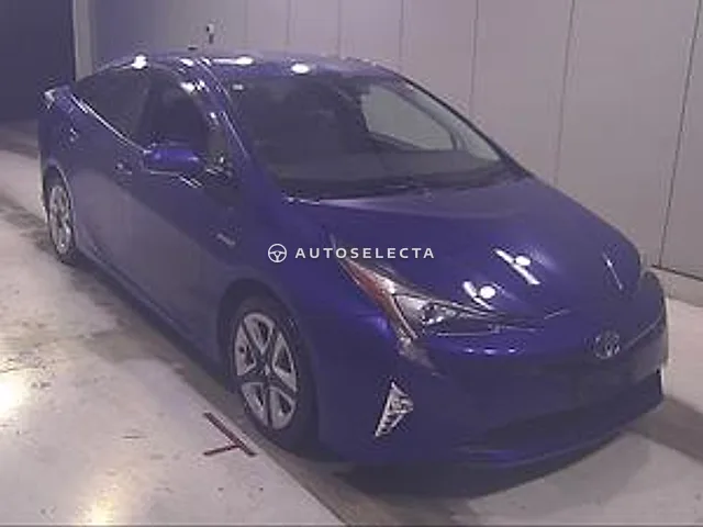 Toyota Prius 2016, auction grade 3.5