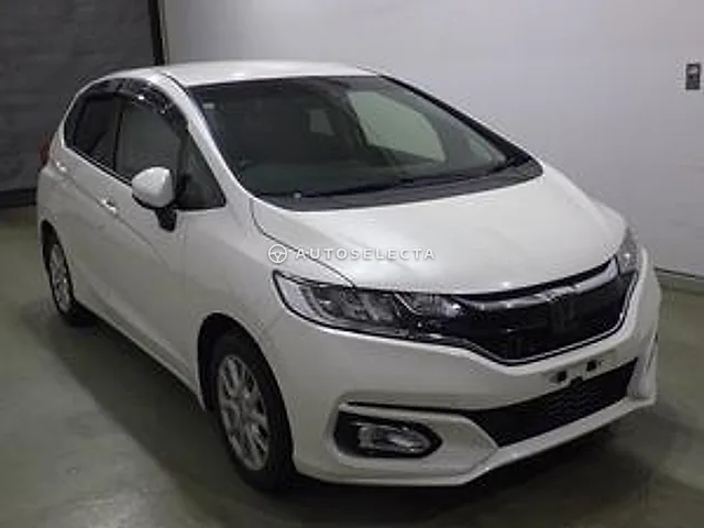 Honda Fit 2017, auction grade 3.5