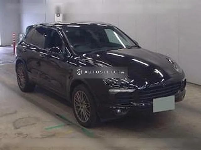 Porsche Cayenne 2017, auction grade 4.5