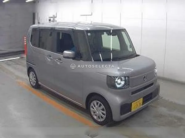 Honda N-BOX 2024, auction grade 5