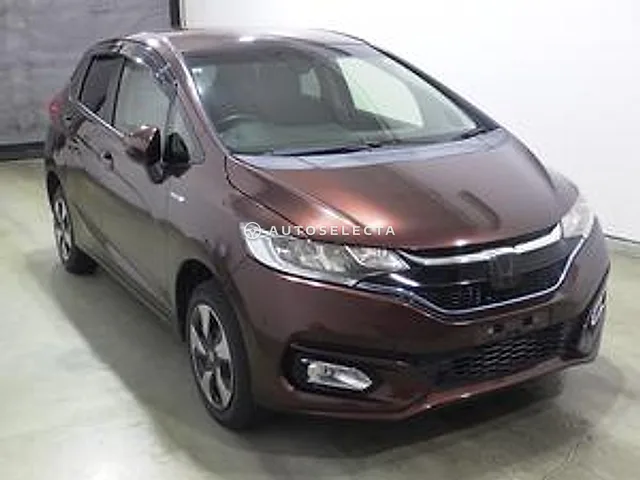 Honda Fit 2018, auction grade 3.5