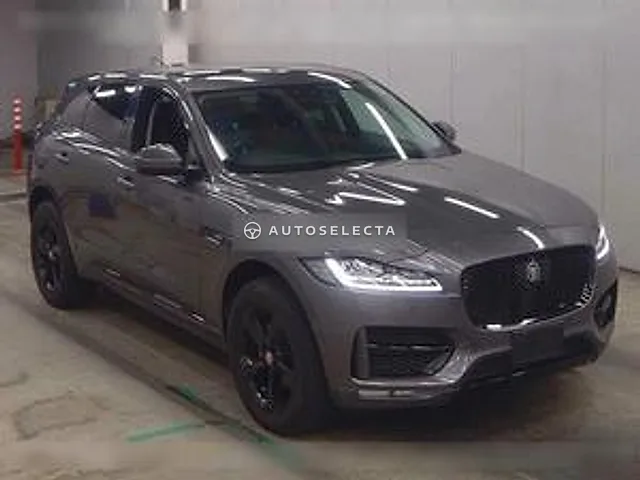 Jaguar F-Pace 2017, auction grade 4.5