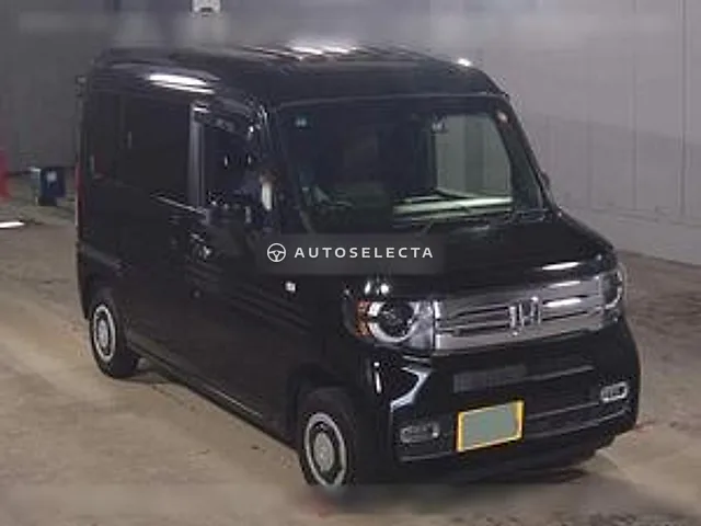 Honda N-VAN Plus Style 2018, auction grade R