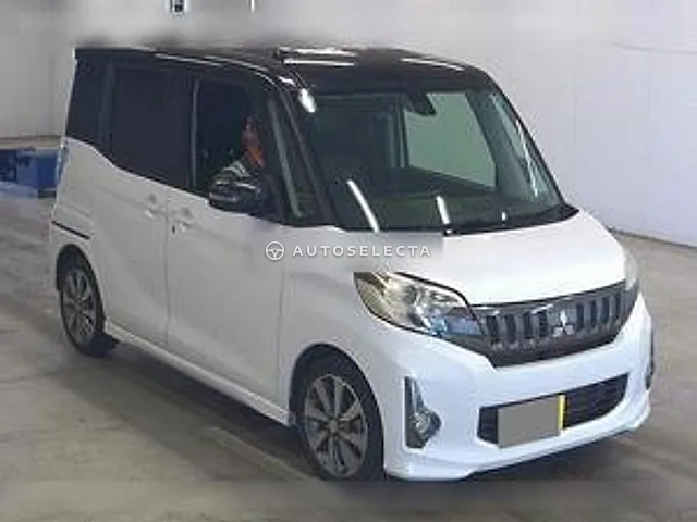 Mitsubishi eK Space Custom 2015, auction grade 4