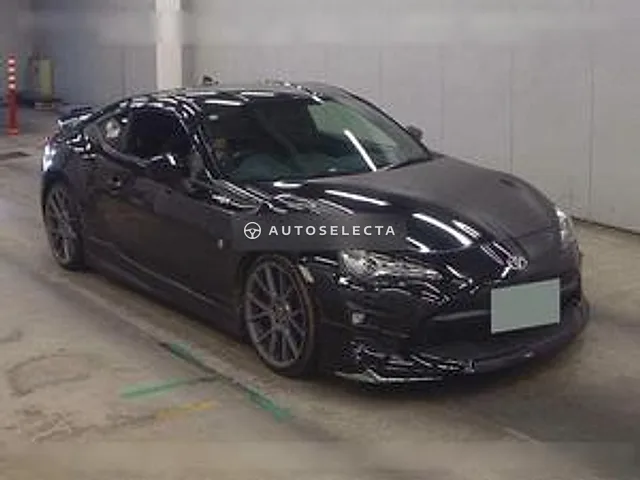Toyota 86 2017, auction grade R