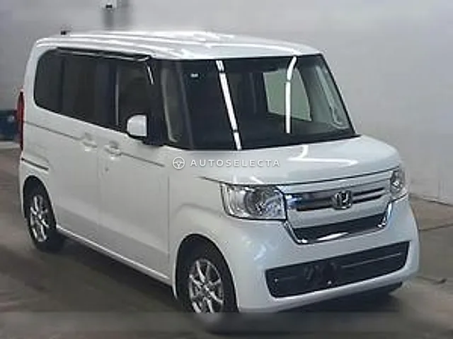 Honda N-BOX 2023, auction grade R