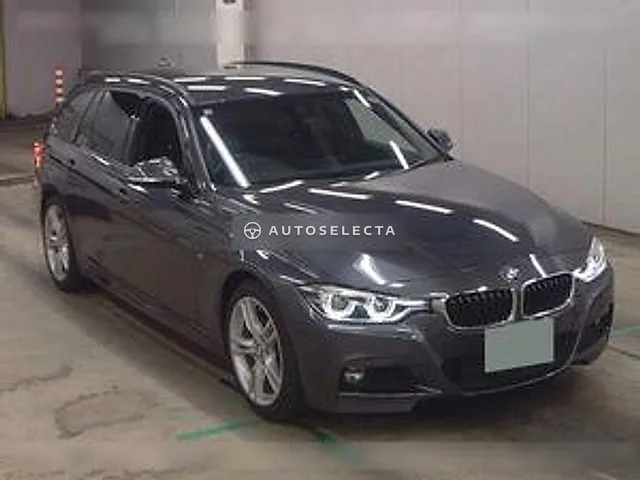 BMW 3 Series 2017, auction grade 4.5