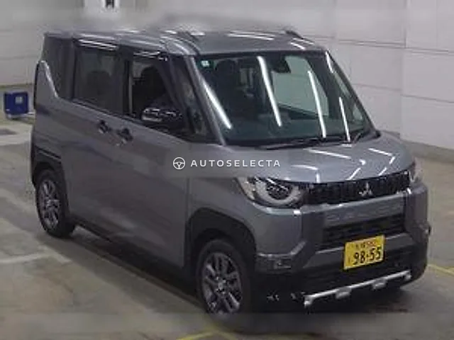 Mitsubishi Delica Mini 2024, auction grade 3.5