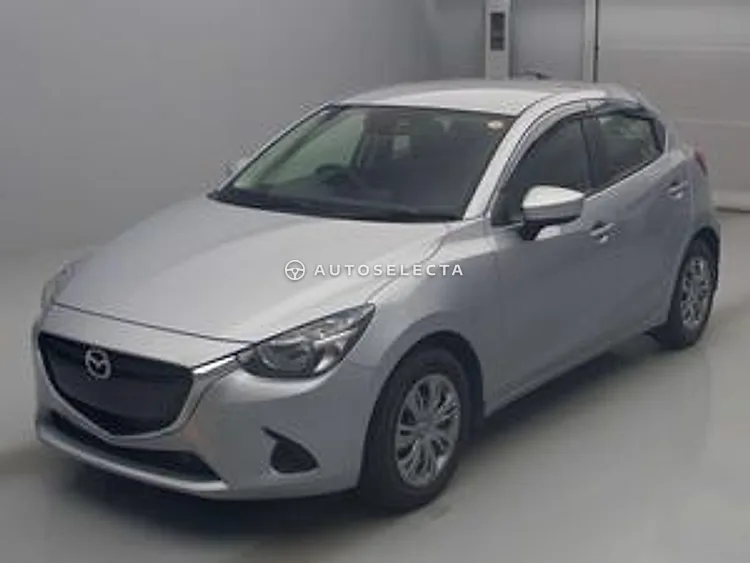 Mazda Demio 2017, photo 1 of 2