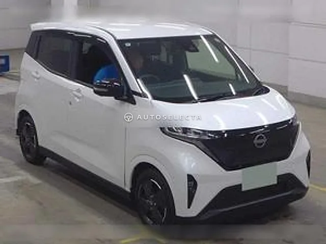 Nissan Sakura 2022, auction grade 3.5