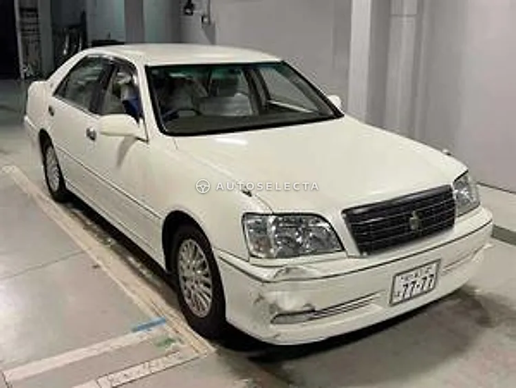 Toyota Crown 2002, photo 1 of 1