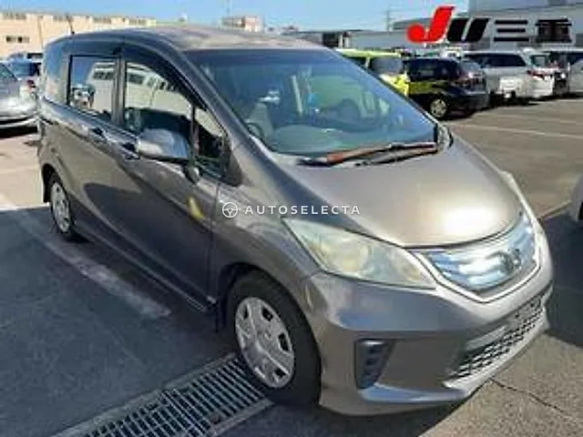 Honda Freed 2013, auction grade 3.5