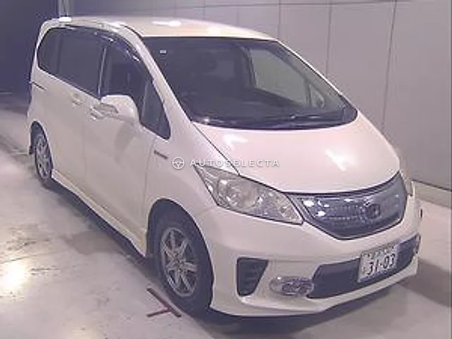 Honda Freed 2012, auction grade 3