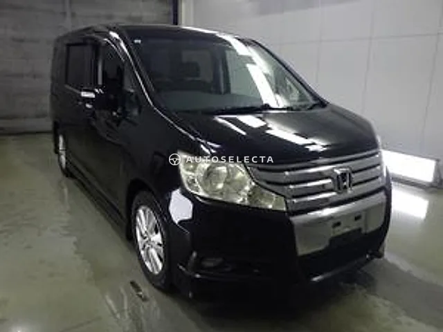 Honda Stepwgn Spada 2009, auction grade 3.5