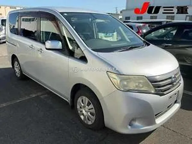 Nissan Serena 2011, auction grade R