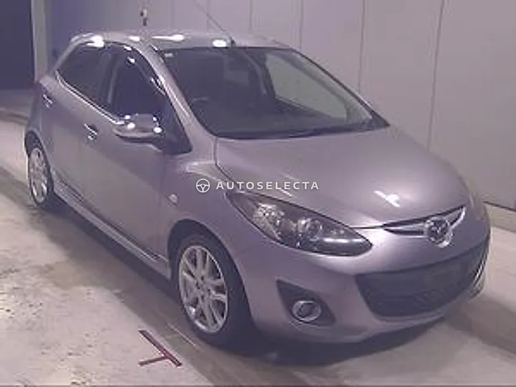 Mazda Demio 2011, photo 1 of 7