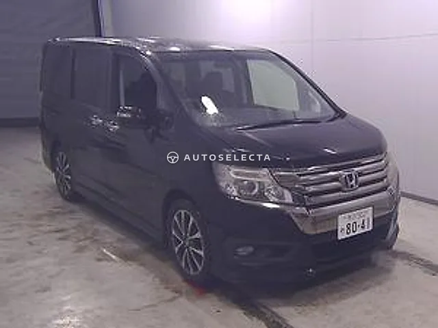 Honda Stepwgn Spada 2012, auction grade R
