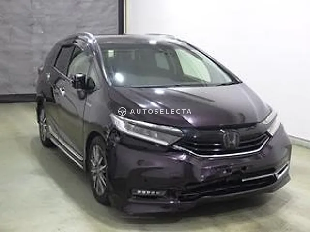 Honda Shuttle 2019, auction grade R