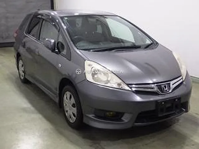 Honda Fit Shuttle 2011, auction grade R